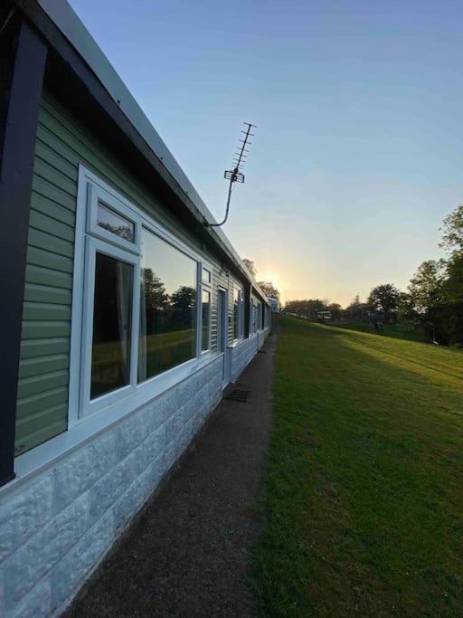 Chalet Bay View Chalet, 28 Sea Valley *